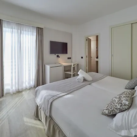 Treff Boutique 4*